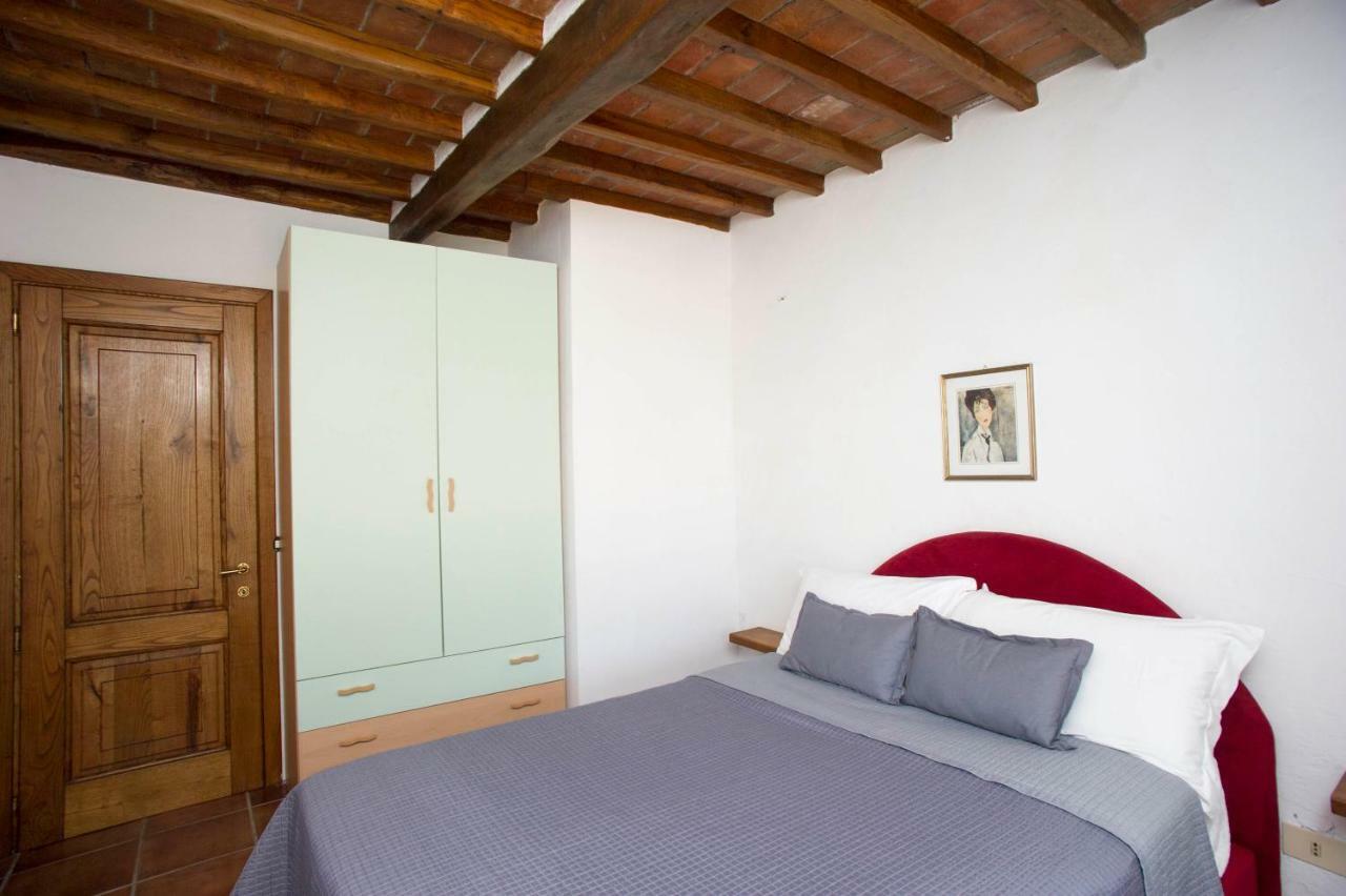 Il Poggio Marcuccio Aparthotel Lacona Exterior photo